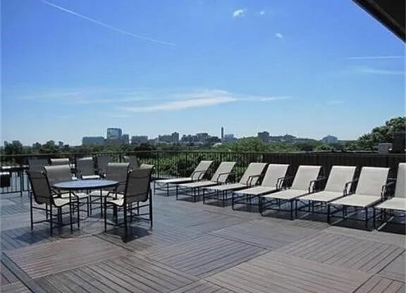 2 beds, 2 baths, 1,007 sqft, $4,000, Unit 309