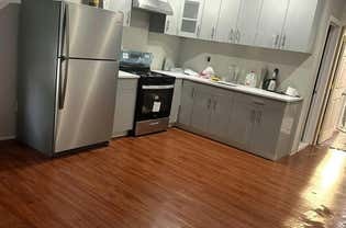 2 beds, 1 bath, $2,500