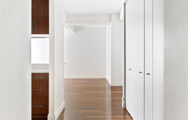 1 bed, 1 bath, 532 sqft, $3,500, Unit 925