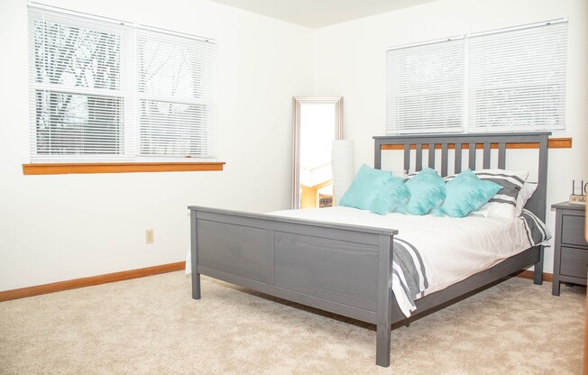 1 bed, 1 bath, 775 sqft, $1,125, Unit 1593H