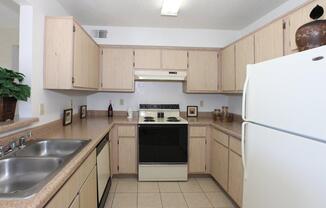 Sierra Meadows - Apartments in Fresno, CA