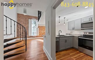 Charming 2/1 loft-style condo in the heart of Historic Downtown Charleston!