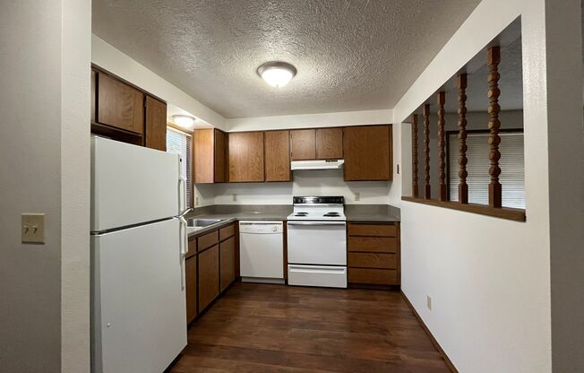 1 bed, 1 bath, 500 sqft, $1,050, Unit 494