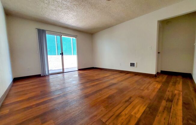 3 beds, 2 baths, 1,150 sqft, $2,645, Unit 307