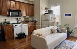 368 Crescent Ave.