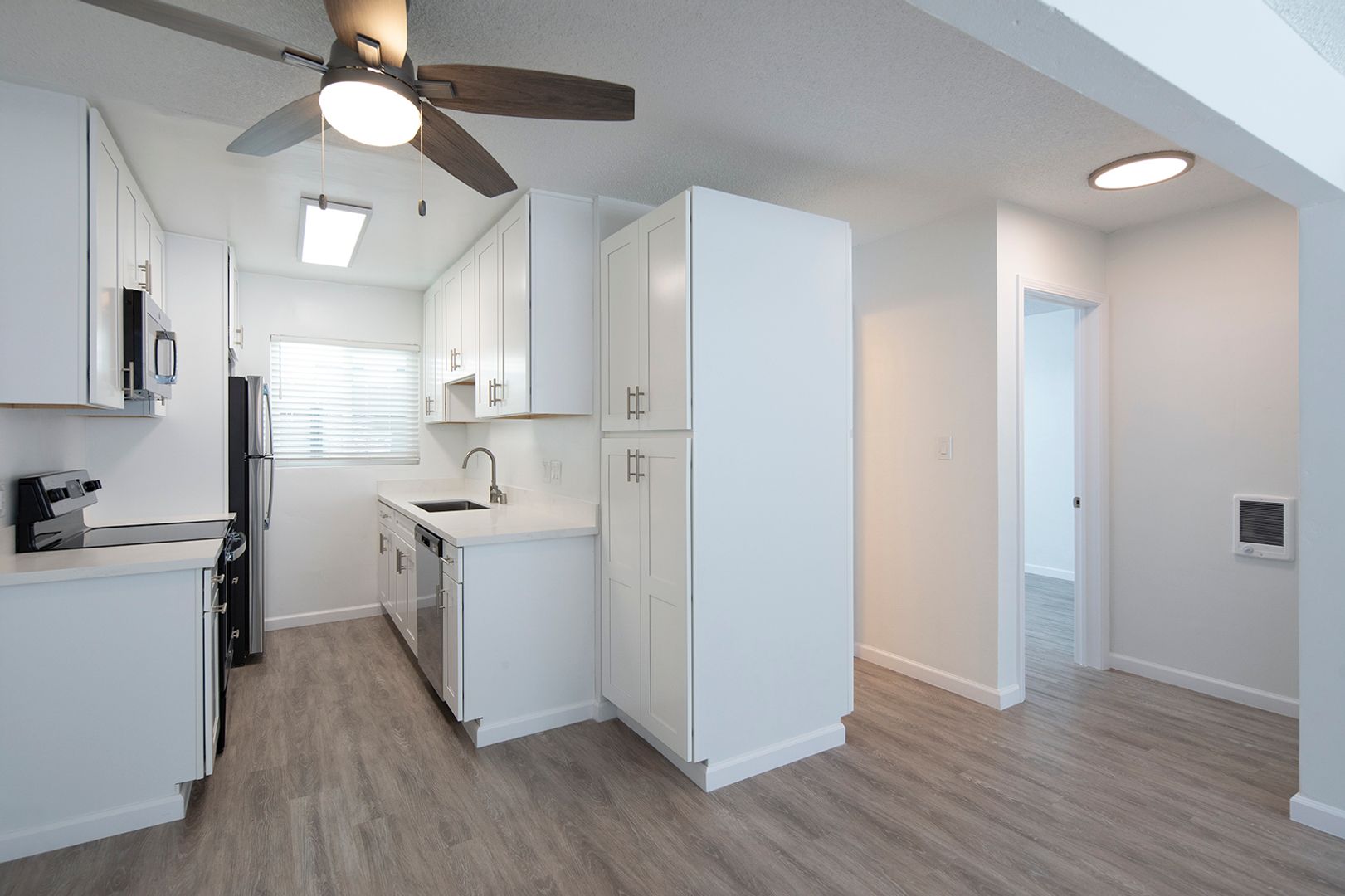 2 Bedroom in PB with Access to Parking, Pool, Spa, and More