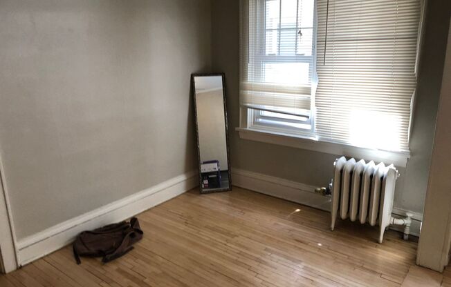 1 bed, 1 bath, 750 sqft, $1,220, Unit 106