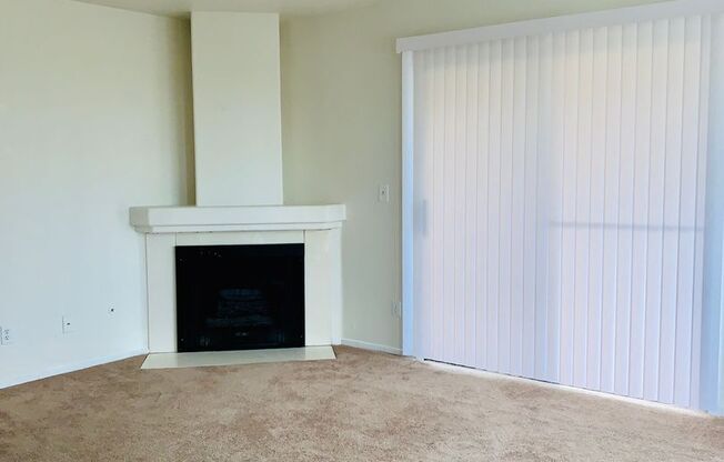 HENDERSON 2 BDRM CONDO - GREAT PRICE!!