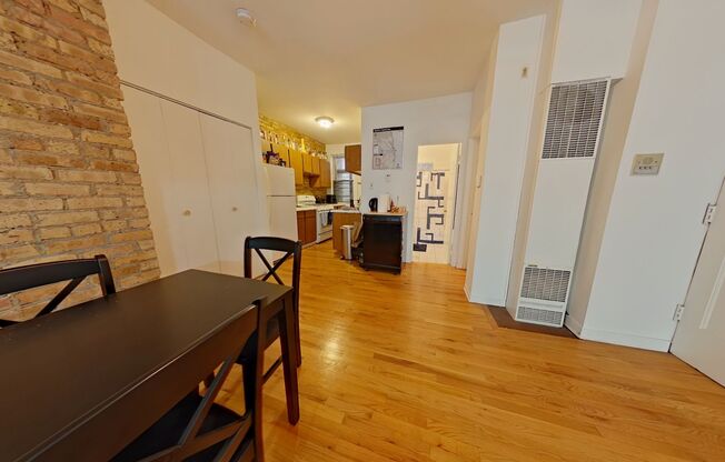 2 beds, 1 bath, 850 sqft, $2,800, Unit 1315 1A
