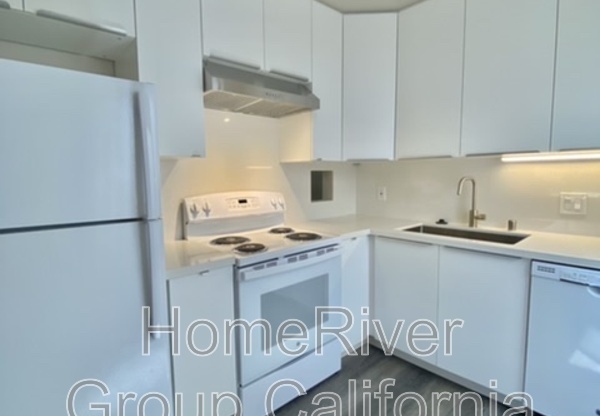 6220 Gloria Dr