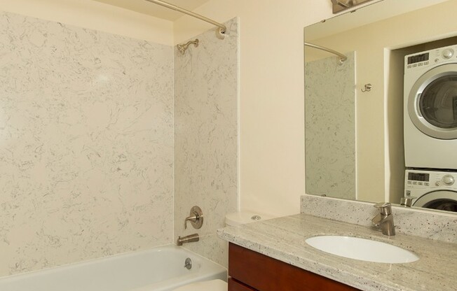 Phinney 12 Apartments