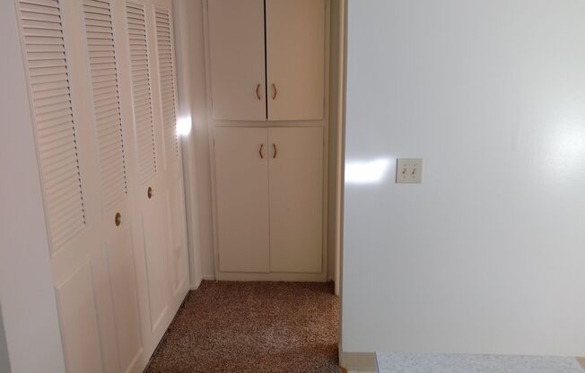 Studio, 1 bath, 500 sqft, $1,750, Unit 26