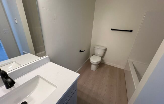 2 beds, 2 baths, 1,070 sqft, $2,025, Unit 304