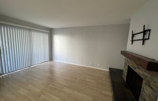 2 beds, 2 baths, $3,000