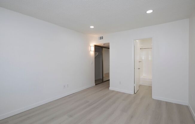 2 beds, 2 baths, 1,246 sqft, $2,400, Unit 022