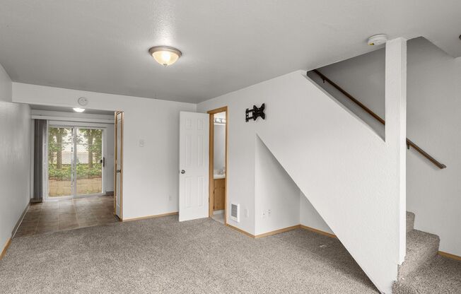 2831 SE 87th Ave.