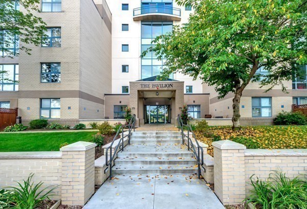 1 bed, 1 bath, 635 sqft, $3,100, Unit 418