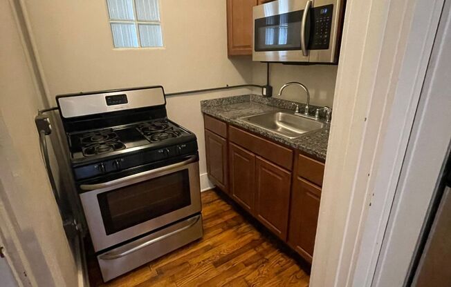 Ingersoll Flats - Urban Living!