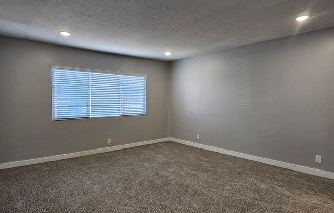 1 bed, 1 bath, 650 sqft, $895, Unit 1026 - 119