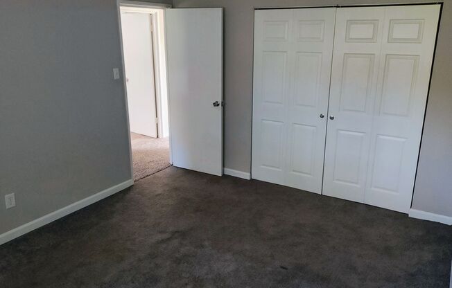 2 beds, 1 bath, 1,000 sqft, $1,195, Unit 4366 - 20