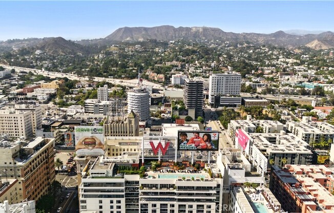 2 beds, 3 baths, 2,230 sqft, $11,000, Unit 14F