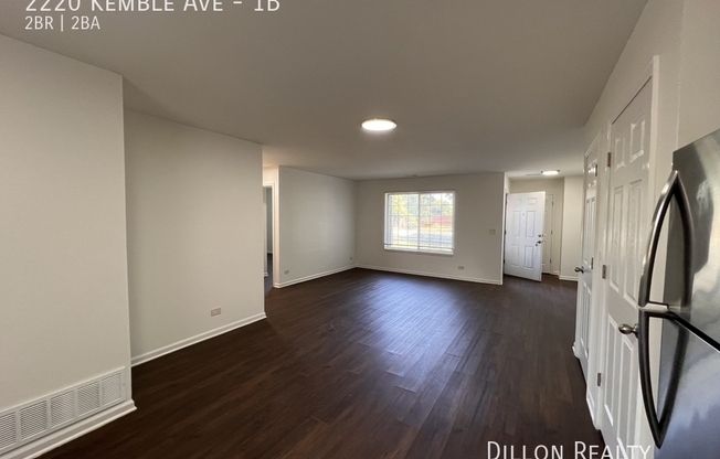 2220 KEMBLE AVE