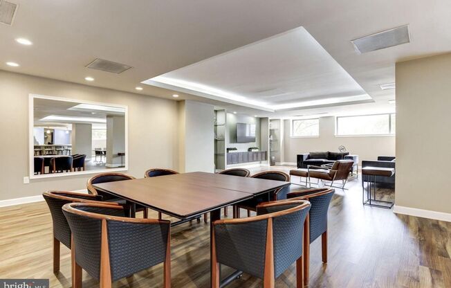 1 bed, 1 bath, 625 sqft, $2,650, Unit 2111 Wisconsin Avenue NW, Unit 406