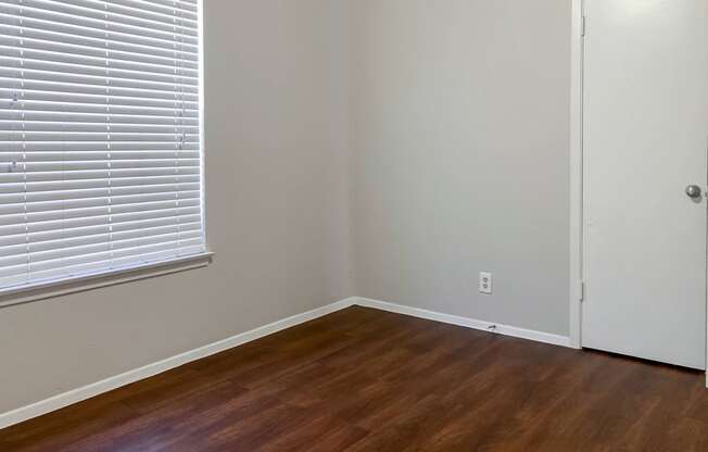 Window Coverings at Sunset Heights, San Antonio