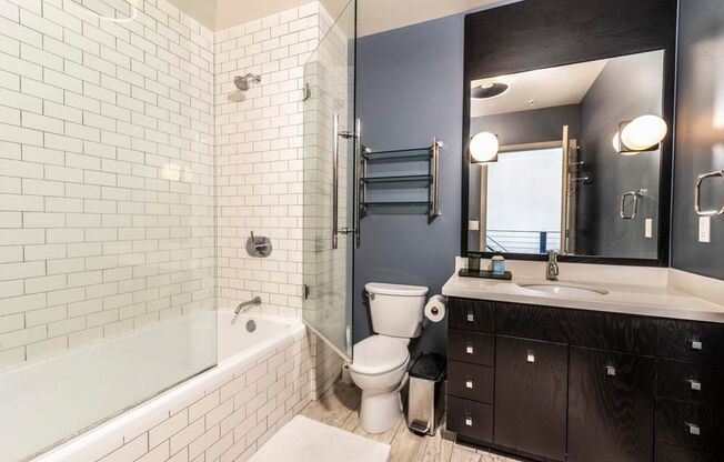 2 beds, 2 baths, 1,311 sqft, $4,900, Unit 527 Molino Unit 107