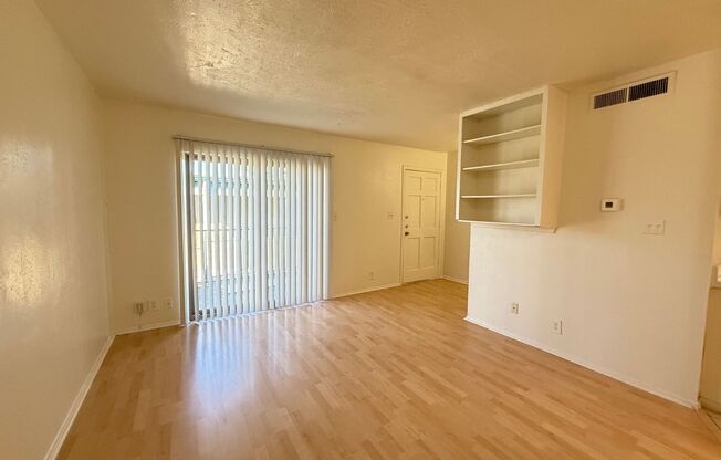 1 bed, 1 bath, 660 sqft, $1,239, Unit OPA-341