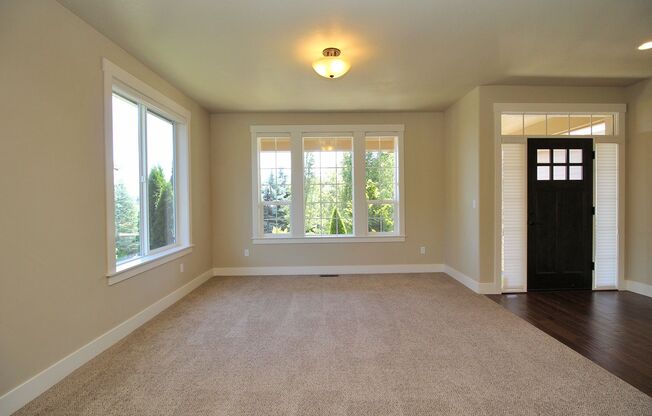 Gorgeous Happy Valley 3+ Bed/2.5 Bath Mostly One-Level Home