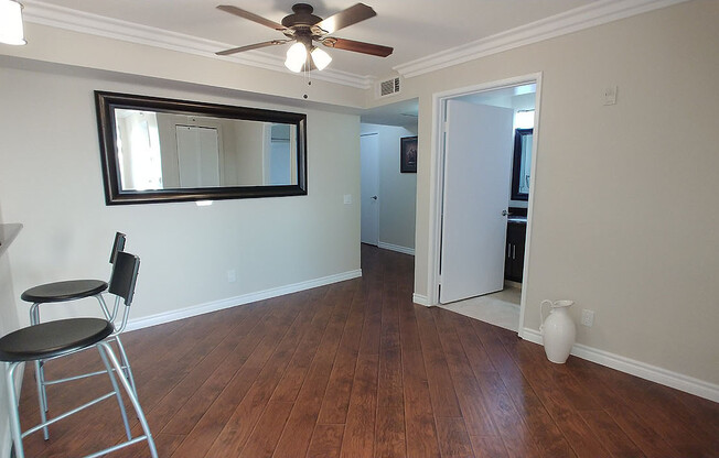 2 beds, 2 baths, 950 sqft, $2,950, Unit 206