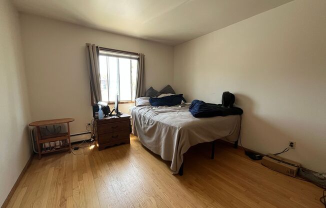 1 bed, 1 bath, $1,015, Unit 24
