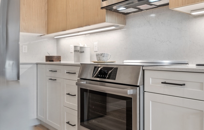 1 bed, 1 bath, 597 sqft, $2,650, Unit 416
