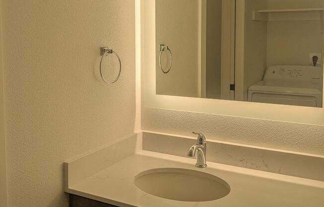 Studio, 1 bath, 474 sqft, $1,599