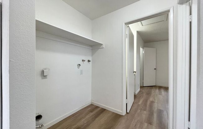 2 beds, 1 bath, $2,275, Unit #553 B-4