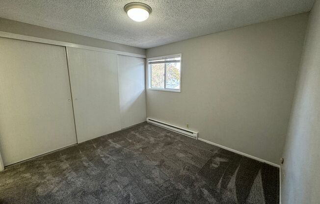 1 bed, 1 bath, $1,150, Unit 18