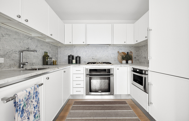 2 beds, 2 baths, $5,250, Unit 3F