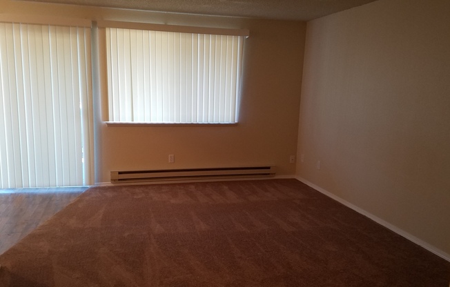 1 bed, 1 bath, 650 sqft, $1,400