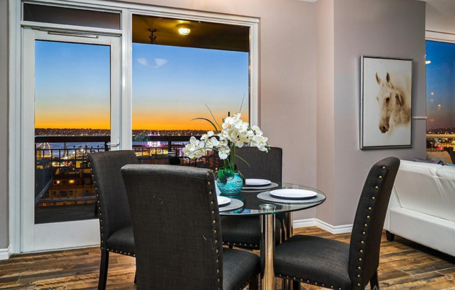 2 beds, 2 baths, $4,900, Unit # 1003