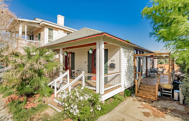 Available July 2026 | Downtown Baton Rouge – Beauregard Area