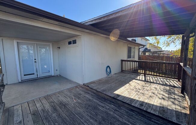 3 beds, 2 baths, $1,345