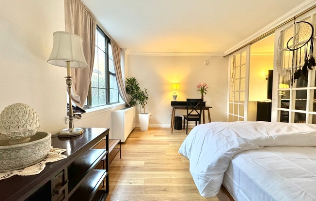1 bed, 1 bath, 595 sqft, $6,500, Unit 2H