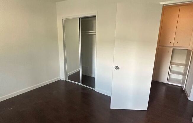 1 bed, 1 bath, $1,950, Unit 09