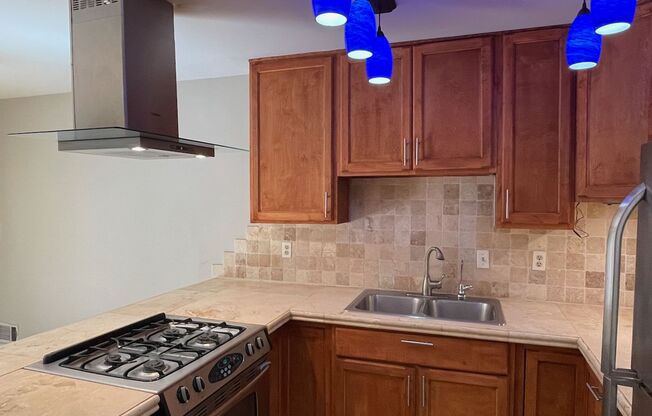 Candler Park Townhouse, Steps from Candler Park