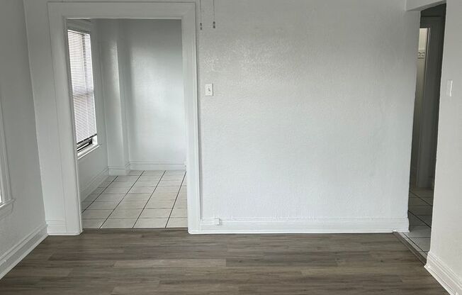 Studio, 1 bath, 525 sqft, $1,595, Unit 215