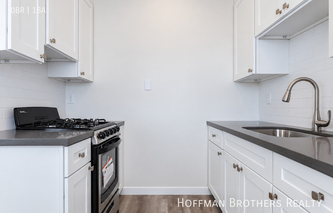 200 S Kenmore Ave