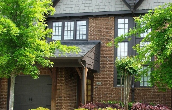 Townhome in Inverness, Hoover schools, 3BR, 2.5 BA