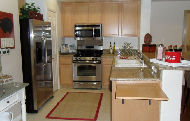 3 beds, 2.5 baths, 1,576 sqft, $3,700, Unit 8700-302