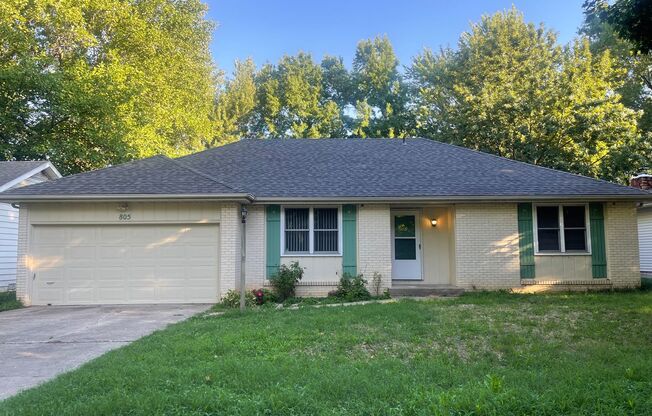 RARELY AVAILABLE 3 BED, 2 BATH, 2 CAR GARAGE HOME IN QUIET NEIGHBORHOOD